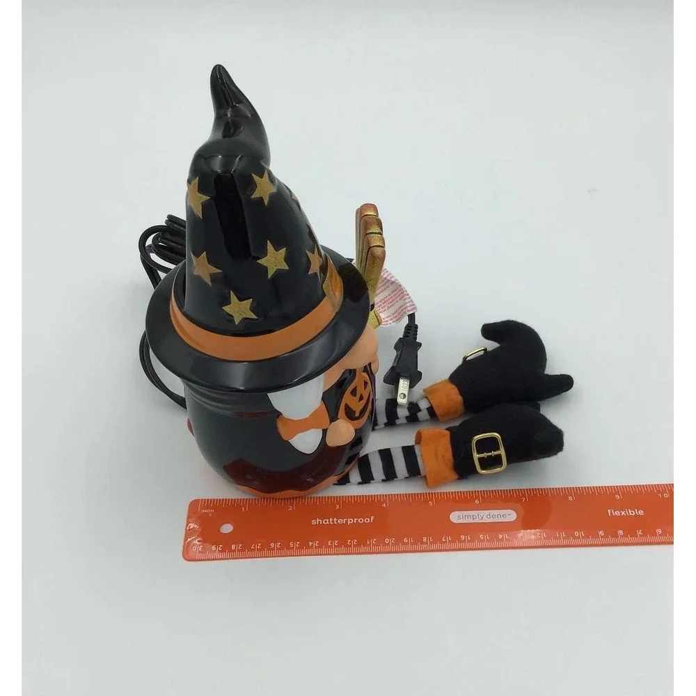 Scentsy Wicked Cute Halloween‎ Witch Gnome Wax Warmer Ceramic Shelf Sitter NEW